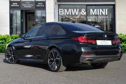 BMW 5 Series Photo 2