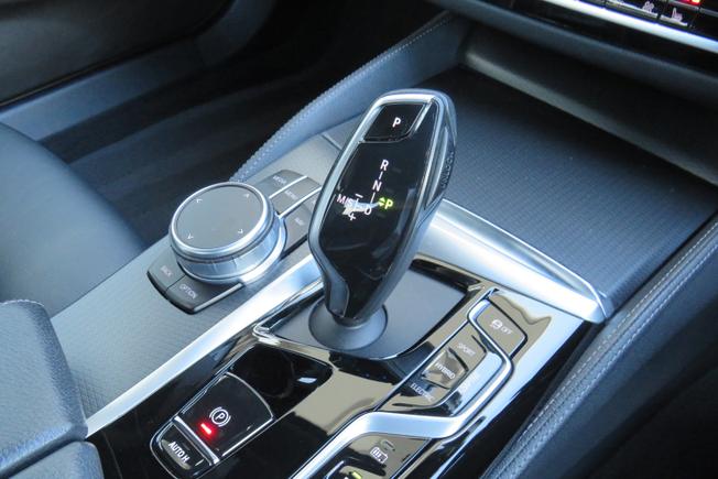 BMW 5 Series Photo 22
