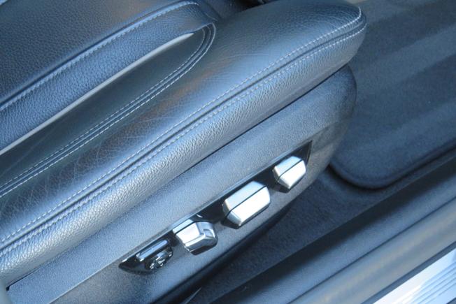 BMW 5 Series Photo 24