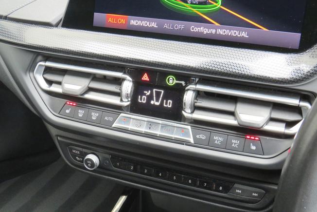 BMW 1 Series Photo 19