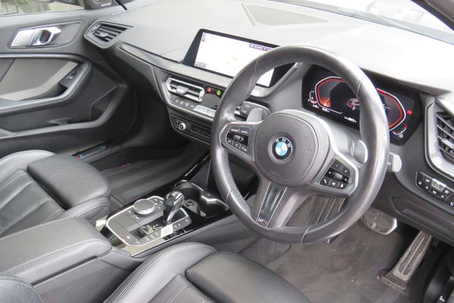 BMW 1 Series Photo 22