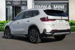 BMW X1 Photo 2