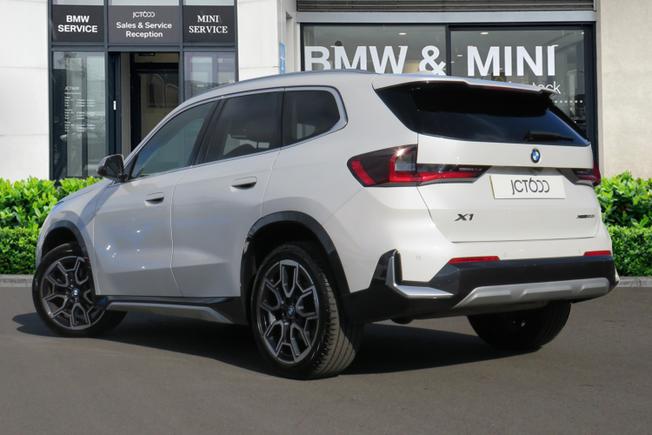 BMW X1 Photo 2