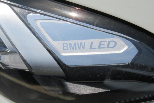 BMW 3 Series Photo 10