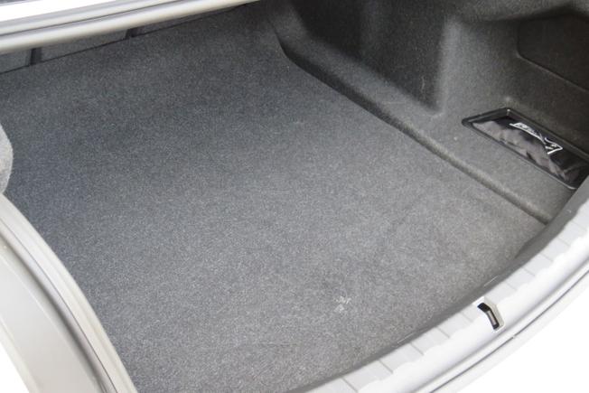 BMW 3 Series Photo 33