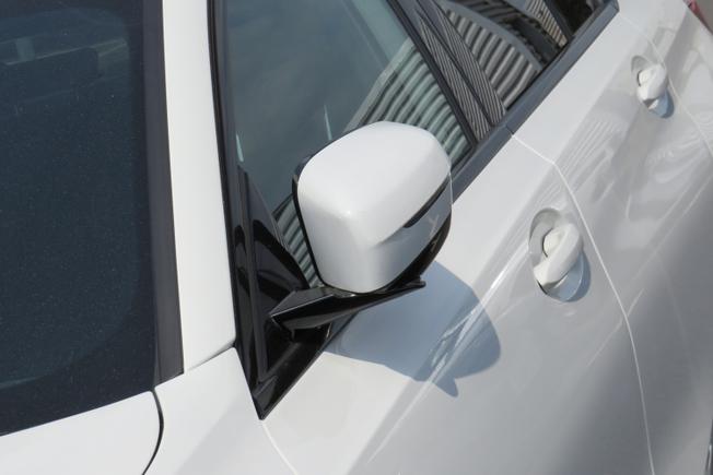 BMW 3 Series Photo 9