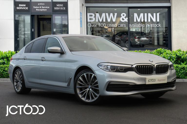 Used 2017 BMW 5 Series 530d SE Glacier Silver at JCT600