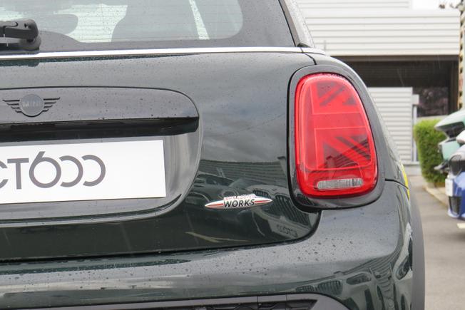 MINI Hatch Photo 11