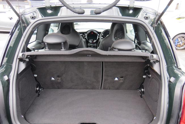MINI Hatch Photo 13