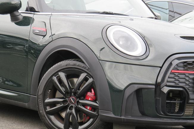 MINI Hatch Photo 6