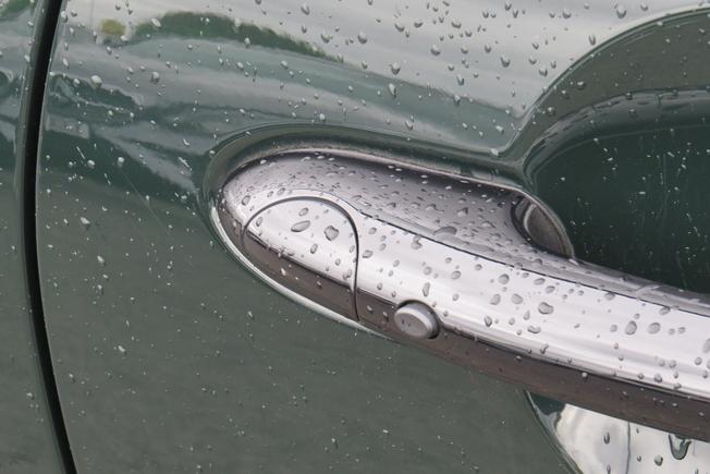 MINI Hatch Photo 8