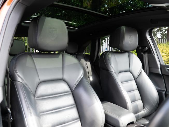 PORSCHE Macan Photo 10