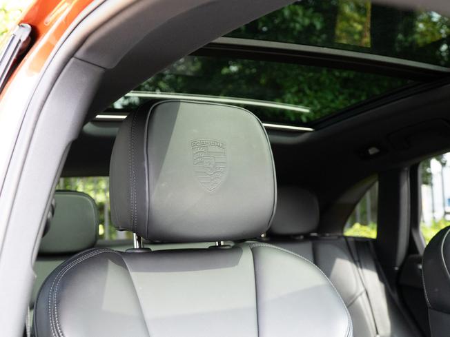 PORSCHE Macan Photo 13