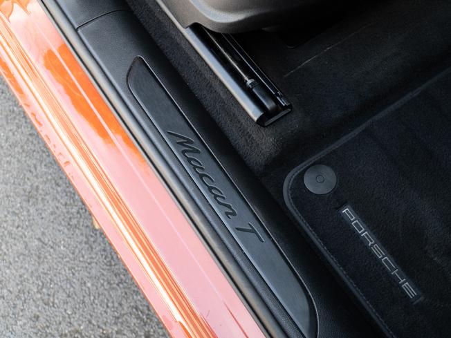 PORSCHE Macan Photo 28