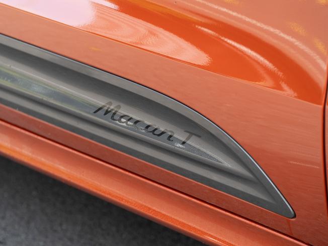 PORSCHE Macan Photo 33