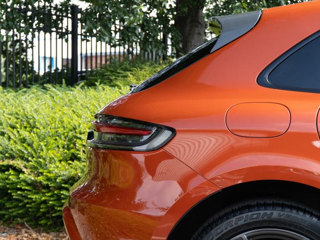PORSCHE Macan Photo 35
