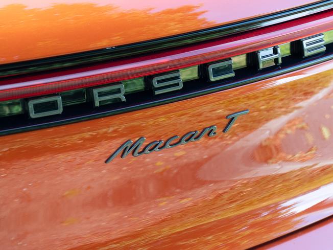 PORSCHE Macan Photo 39