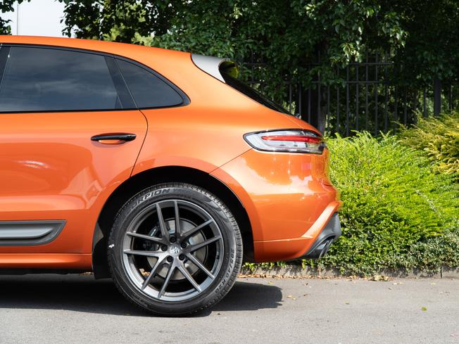 PORSCHE Macan Photo 41