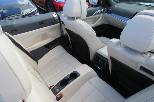 BMW 4 Series Photo 18