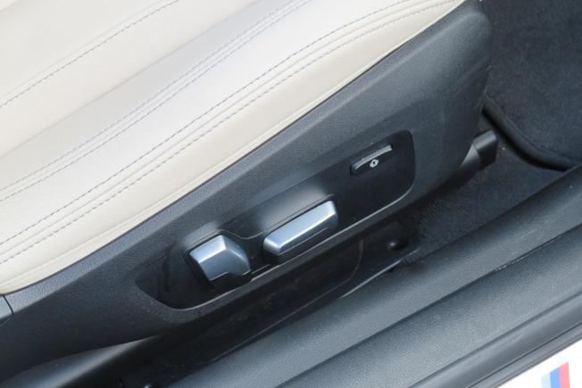 BMW 4 Series Photo 23