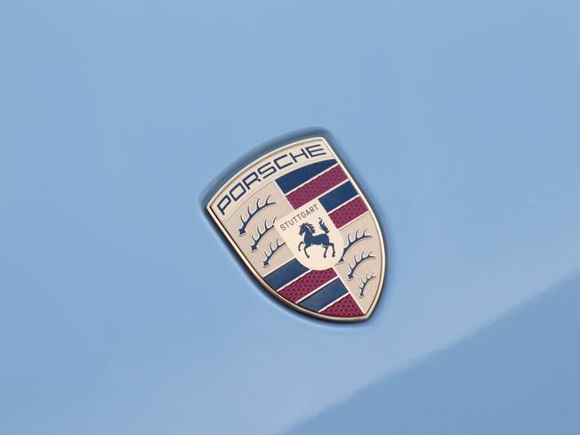 PORSCHE Taycan Photo 27
