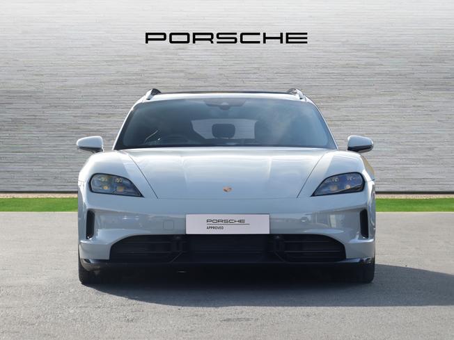 PORSCHE Taycan Photo 6