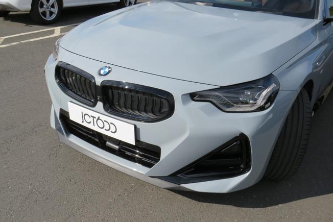 BMW 2 Series Photo 37