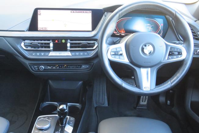 BMW 1 Series Photo 28