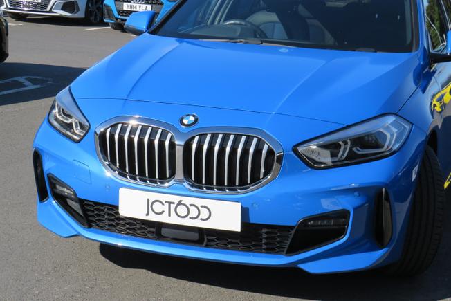 BMW 1 Series Photo 37