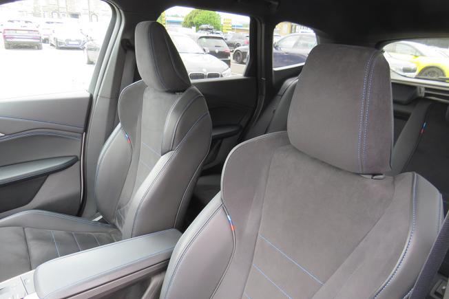 BMW X1 Photo 12