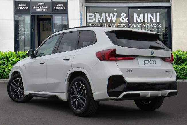 BMW X1 Photo 2