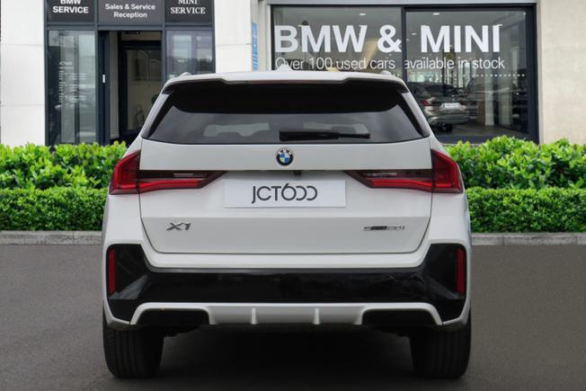 BMW X1 Photo 5