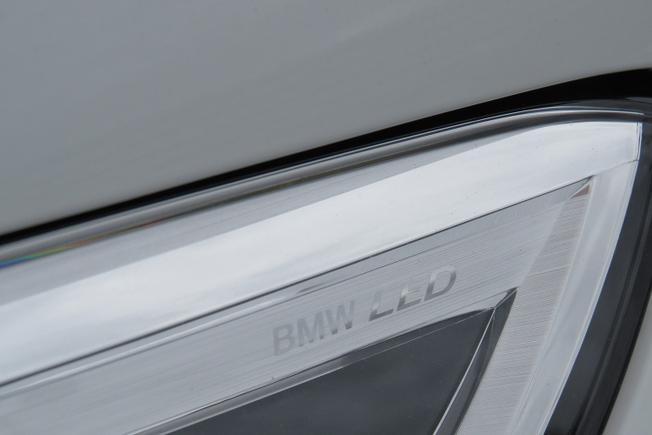 BMW X1 Photo 8
