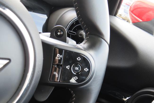 MINI Hatchback Photo 23
