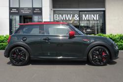 MINI Hatchback Photo 3