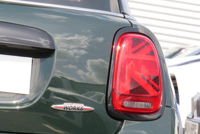MINI Hatchback Photo 38