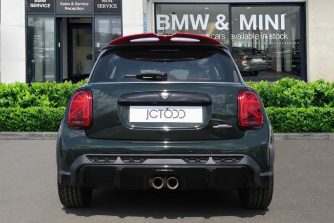 MINI Hatchback Photo 5