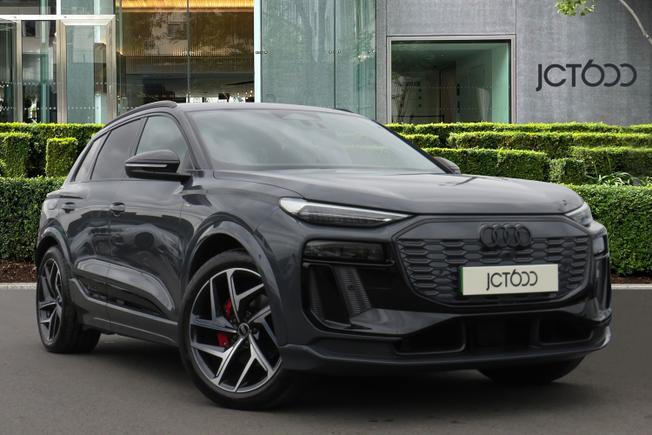 AUDI Q6 E-Tron Photo 1