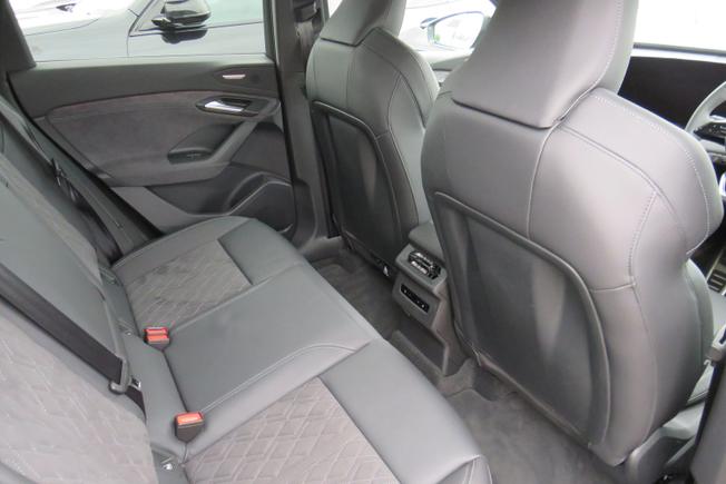 AUDI Q6 E-Tron Photo 23