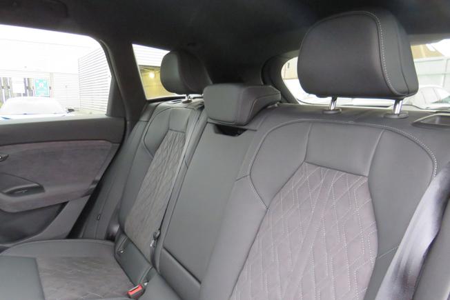 AUDI Q6 E-Tron Photo 28