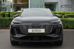 AUDI Q6 E-Tron Photo 3