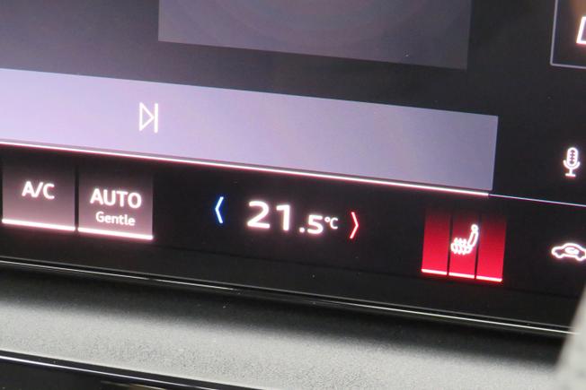 AUDI Q6 E-Tron Photo 37