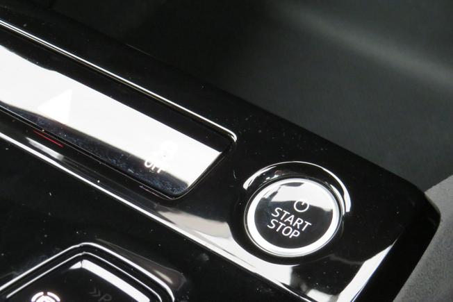 AUDI Q6 E-Tron Photo 43