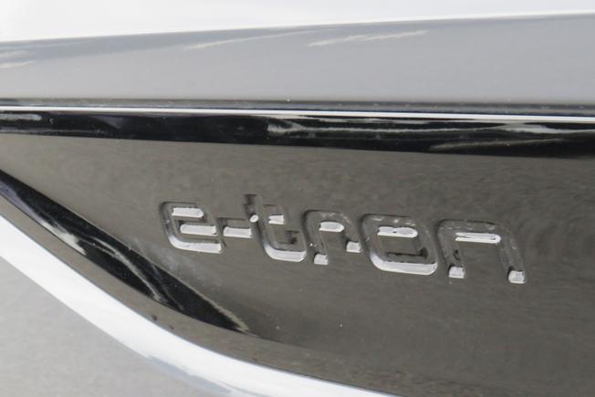AUDI Q6 E-Tron Photo 9
