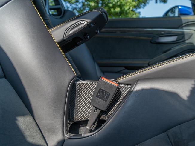 PORSCHE 718 Cayman Photo 13