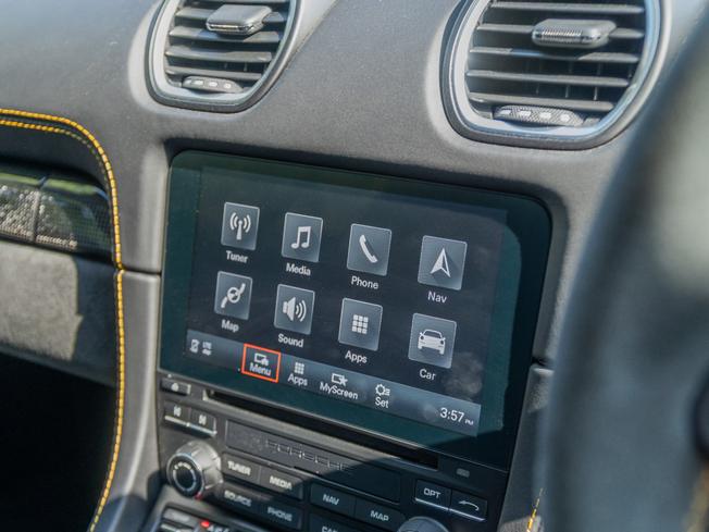 PORSCHE 718 Cayman Photo 21