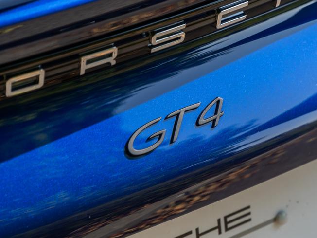 PORSCHE 718 Cayman Photo 38