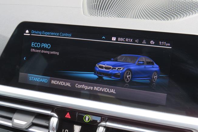 BMW 3 Series Photo 24