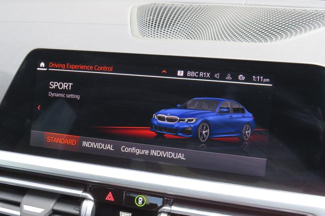 BMW 3 Series Photo 26