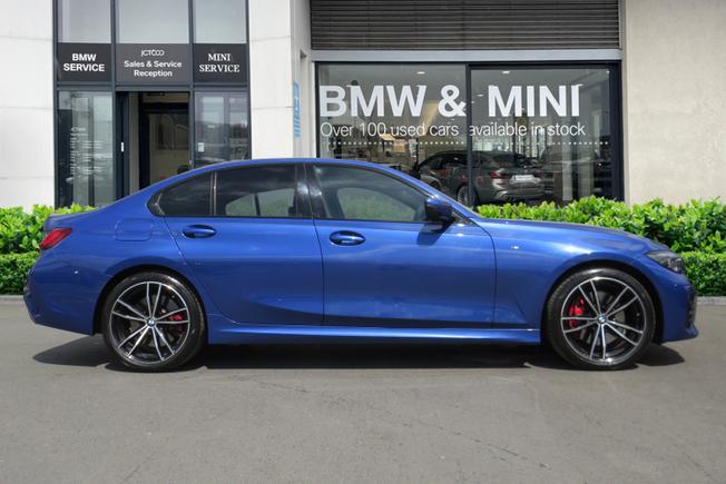 BMW 3 Series Photo 3